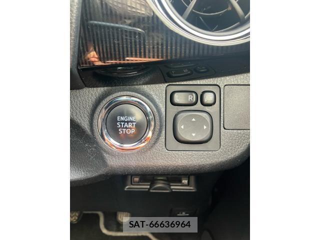 Toyota VITZ 2019-01 8667103-25