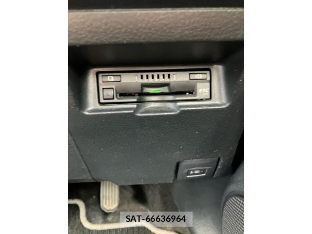 Toyota VITZ 2019-01 8667103-26