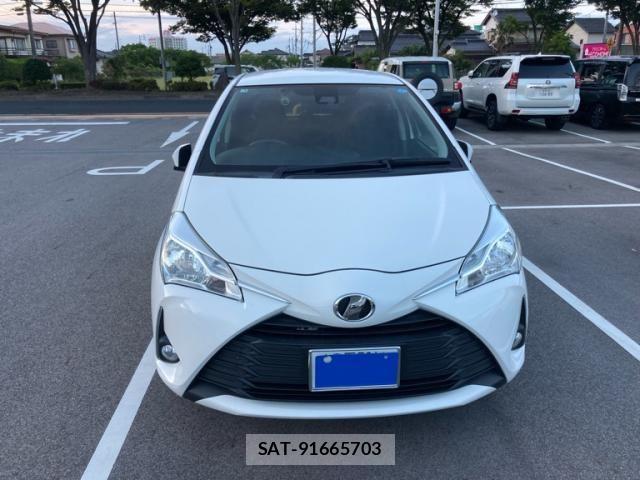Toyota VITZ 2018-08 8662209-0