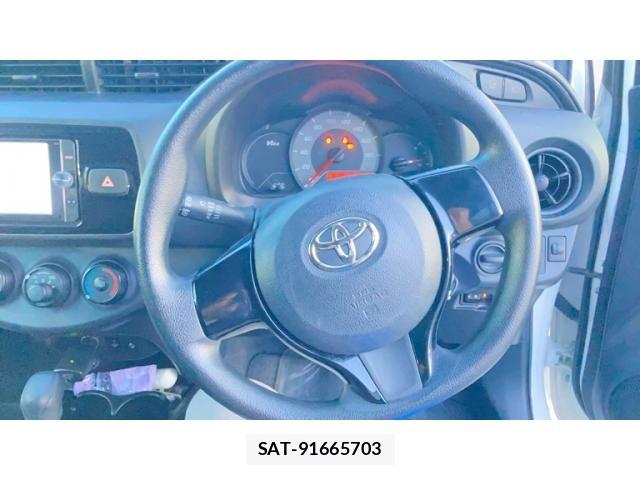 Toyota VITZ 2018-08 8662209-18