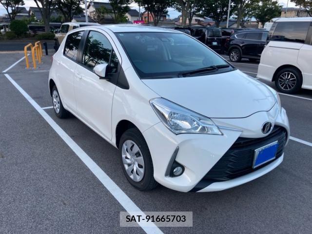 Toyota VITZ 2018-08 8662209-2