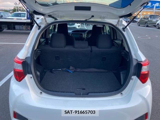 Toyota VITZ 2018-08 8662209-6