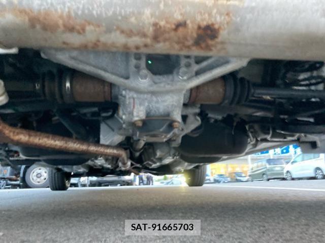 Toyota VITZ 2018-08 8662209-7