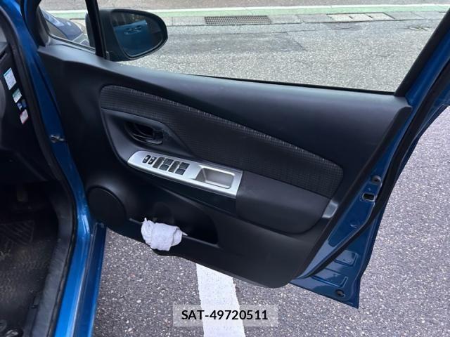 Toyota VITZ 2014-08 8746652-10