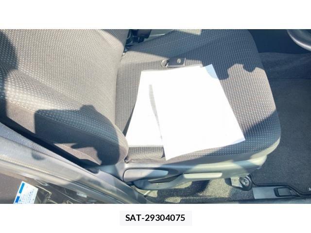 Toyota VITZ 2018-06 8746650-12