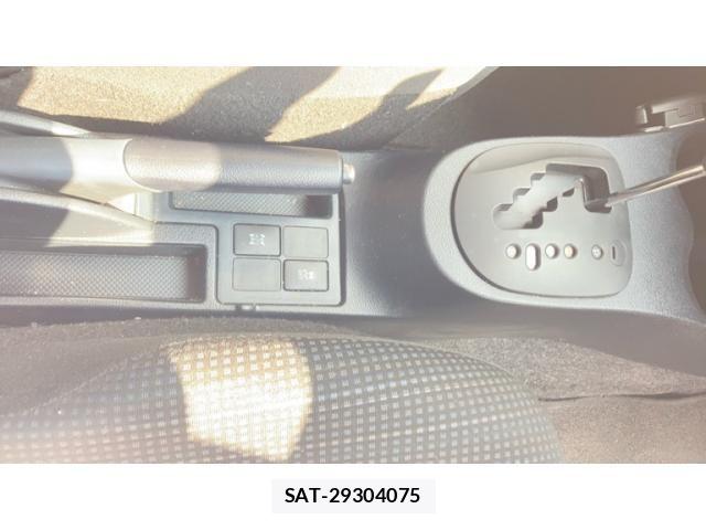 Toyota VITZ 2018-06 8746650-19