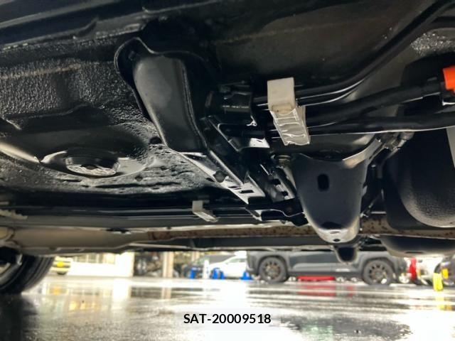 Toyota VITZ 2016-09 8851003-8