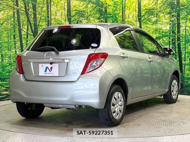Toyota VITZ 2012-07 8872356-14