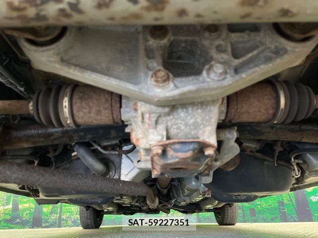 Toyota VITZ 2012-07 8872356-16