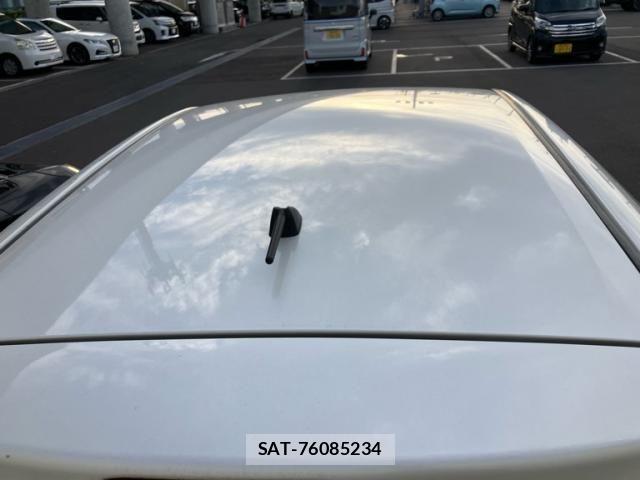 Toyota VITZ 2013-09 8872357-10