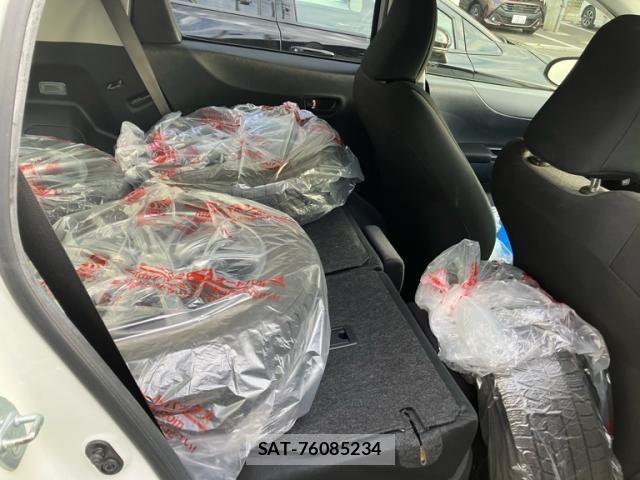 Toyota VITZ 2013-09 8872357-12