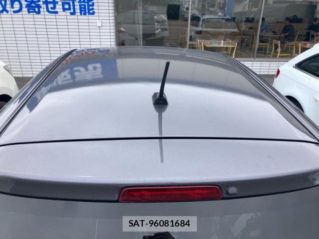 Toyota VITZ 2011-09 8884559-5