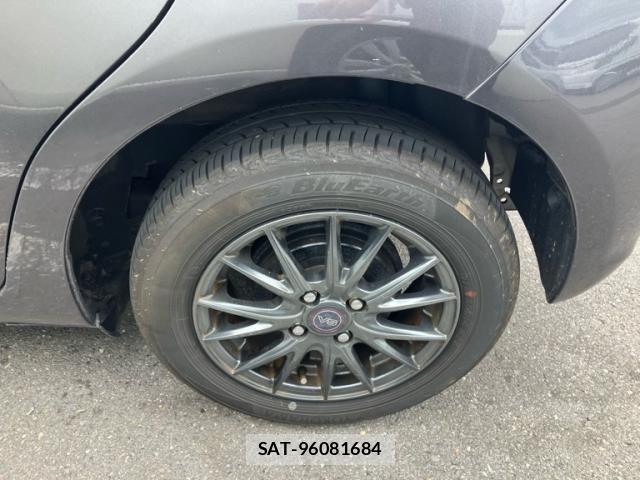Toyota VITZ 2011-09 8884559-7