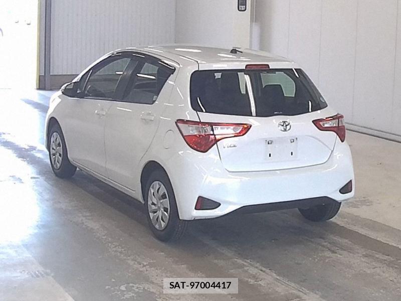 Toyota VITZ 2018 932065-2