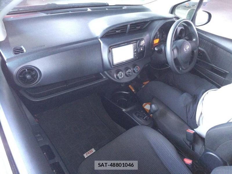 Toyota VITZ 2019 1095776-4
