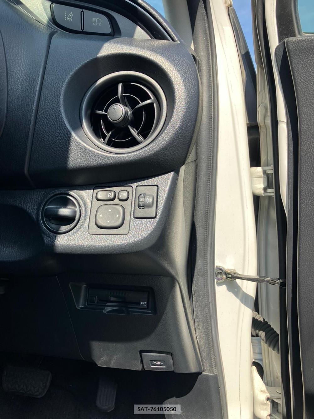Toyota VITZ 2018 1273751-18