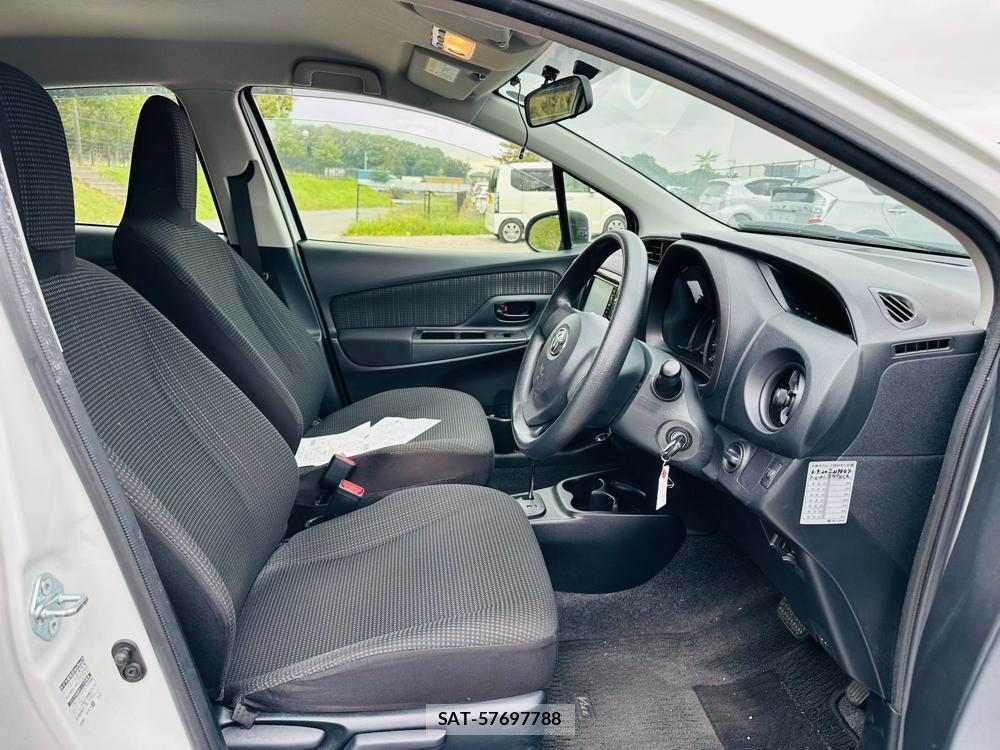 Toyota VITZ 2018 1300106-11