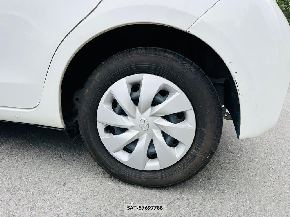 Toyota VITZ 2018 1300106-28