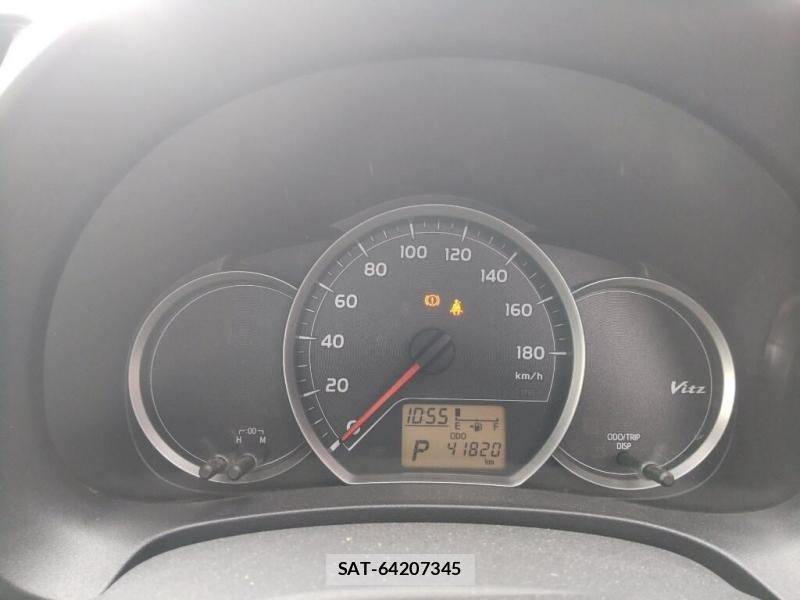 Toyota VITZ 2012 1329139-5