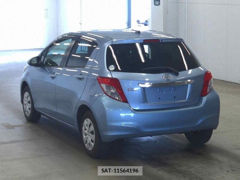 Toyota VITZ 2011 3708628-2