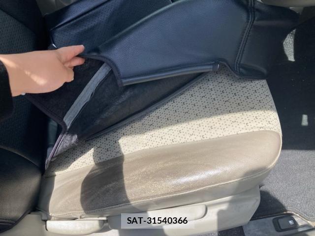 Toyota VITZ 2009-10 7226735-18