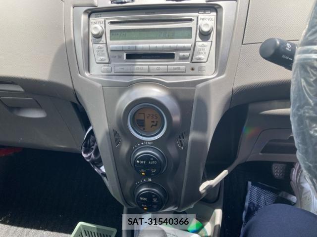 Toyota VITZ 2009-10 7226735-22