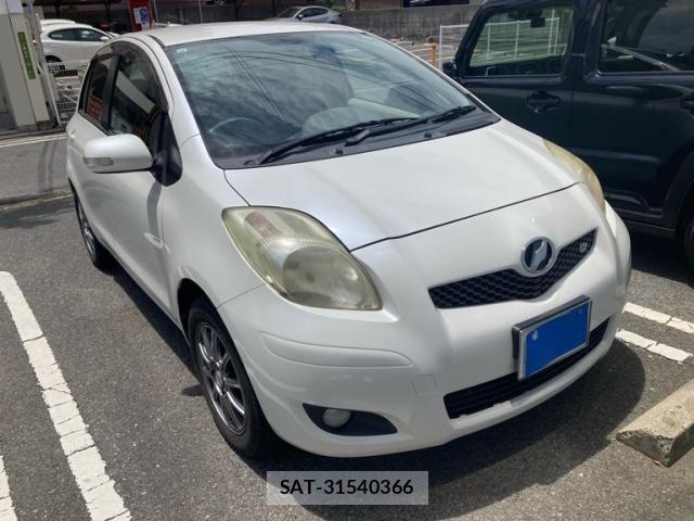 Toyota VITZ 2009-10 7226735-2