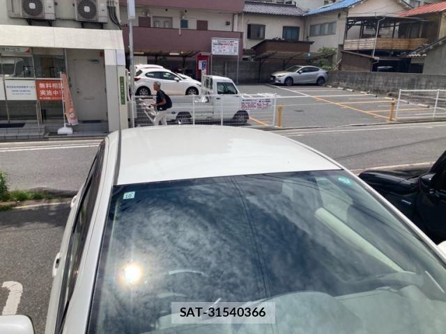 Toyota VITZ 2009-10 7226735-6