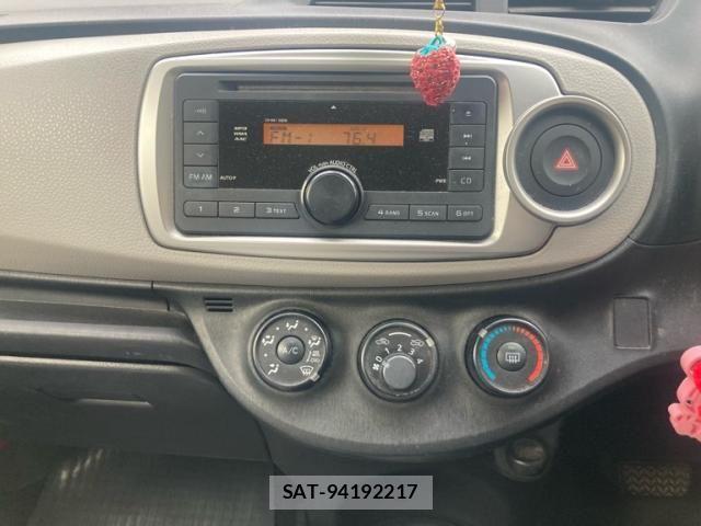 Toyota VITZ 2012-04 7226732-17