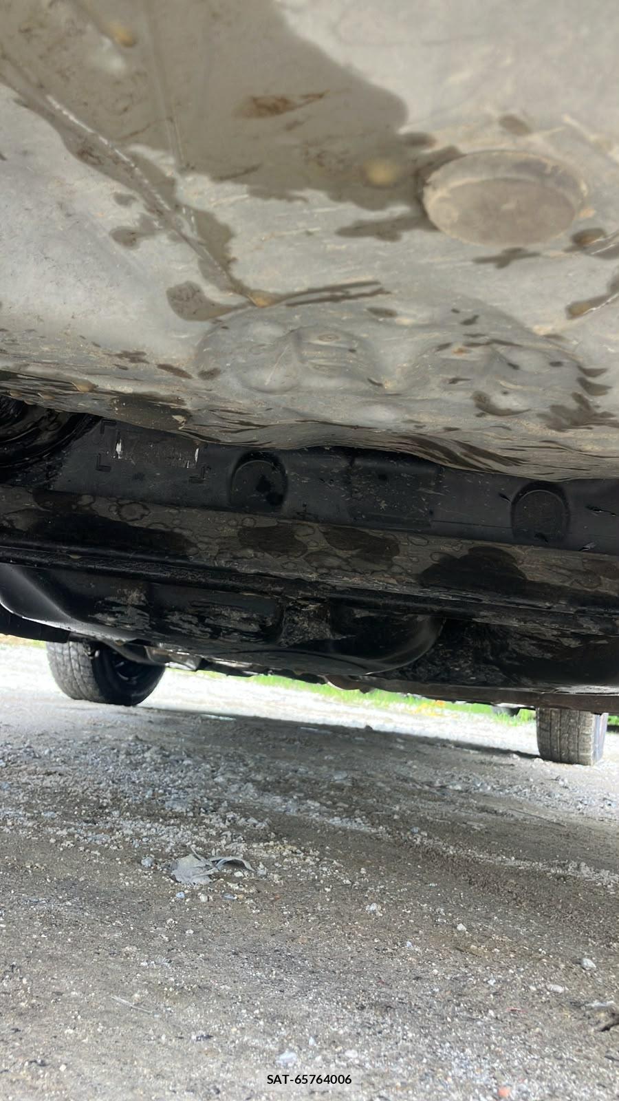 Toyota VITZ 2012-04 7603302-27