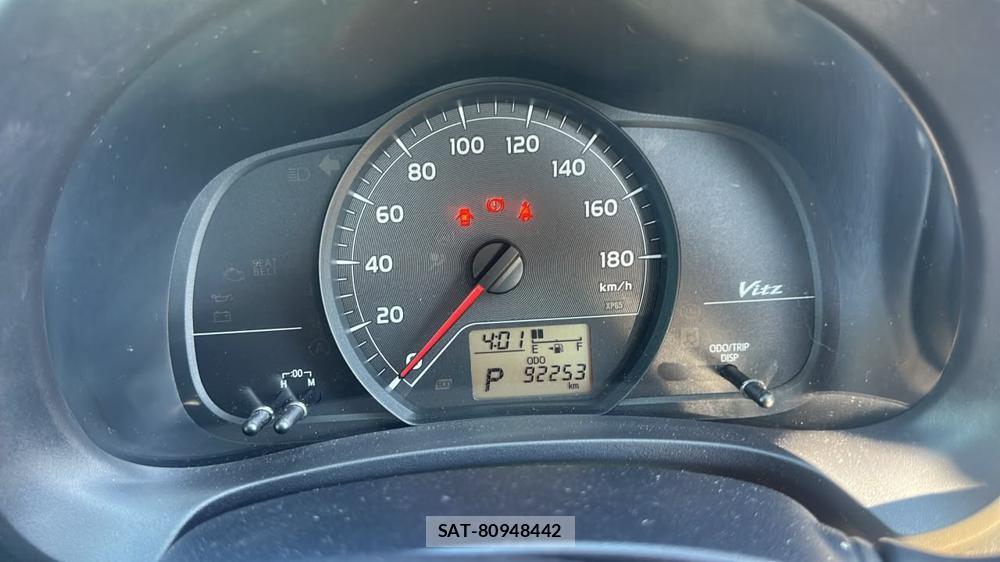 Toyota VITZ 2011-10 7603301-14