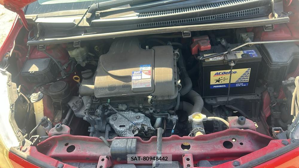 Toyota VITZ 2011-10 7603301-34