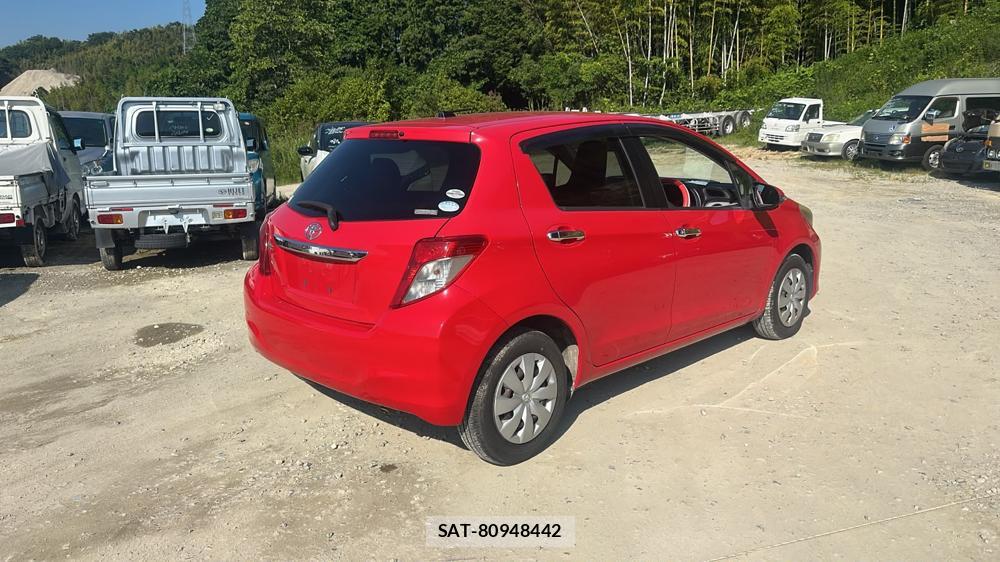 Toyota VITZ 2011-10 7603301-4