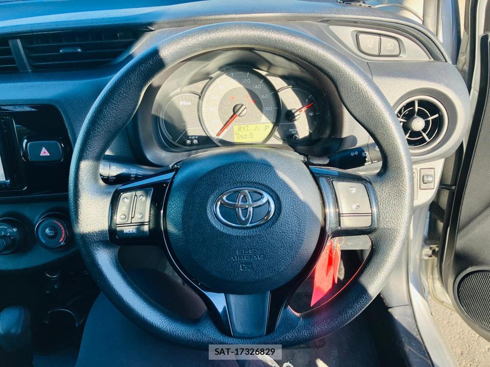 Toyota VITZ 2018-03 678206-19