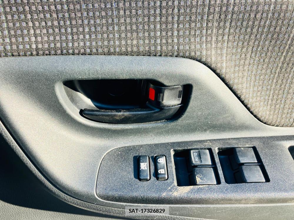 Toyota VITZ 2018-03 678206-29