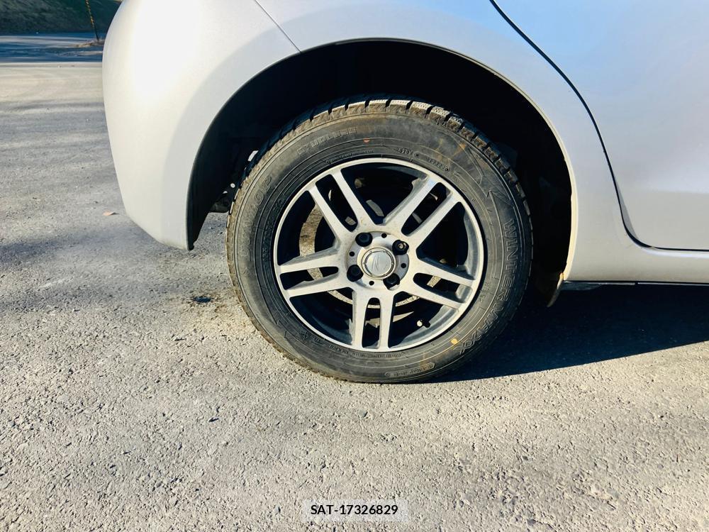 Toyota VITZ 2018-03 678206-35