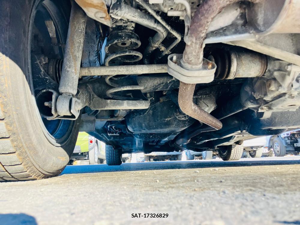Toyota VITZ 2018-03 678206-39