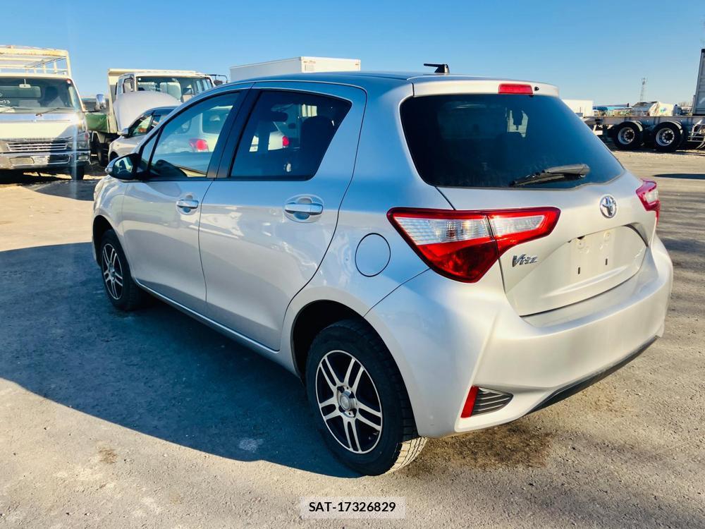 Toyota VITZ 2018-03 678206-4