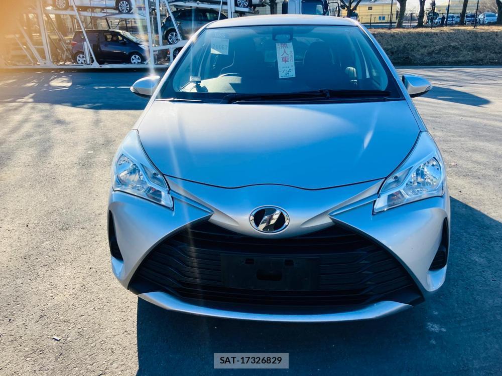 Toyota VITZ 2018-03 678206-7