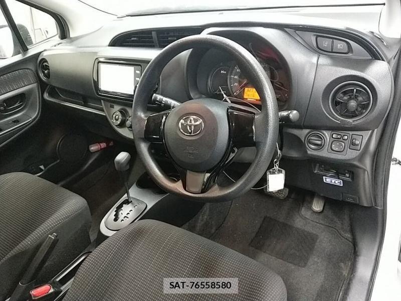 Toyota VITZ 2018 1172324-4