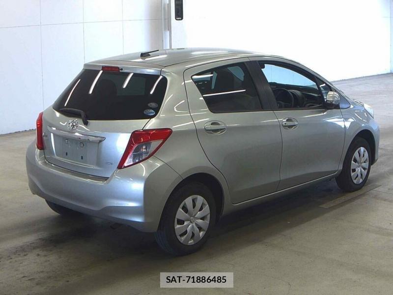 Toyota VITZ 2011 3940264-1