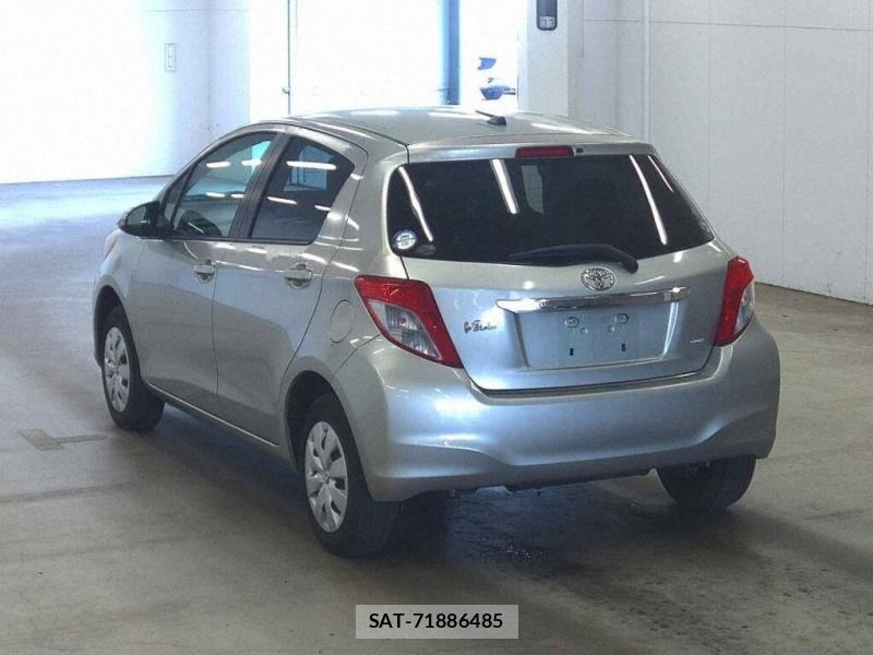 Toyota VITZ 2011 3940264-2