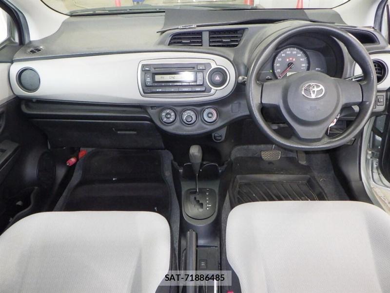 Toyota VITZ 2011 3940264-4