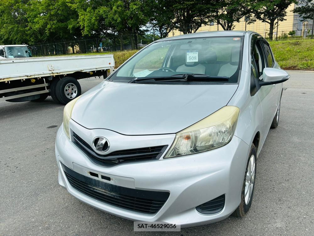 Toyota VITZ 2011-03 7632868-0
