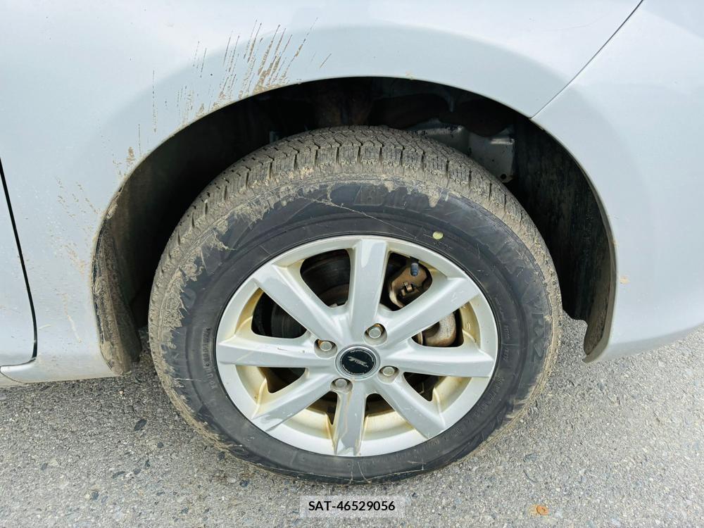 Toyota VITZ 2011-03 7632868-28
