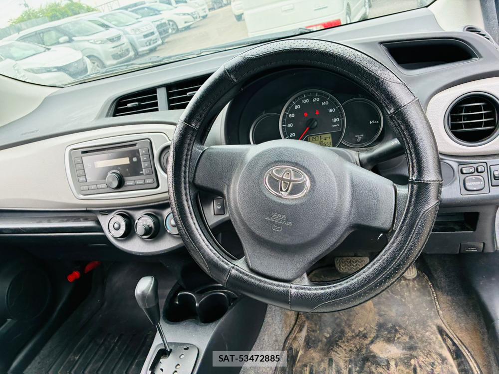 Toyota VITZ 2013-09 7632866-14