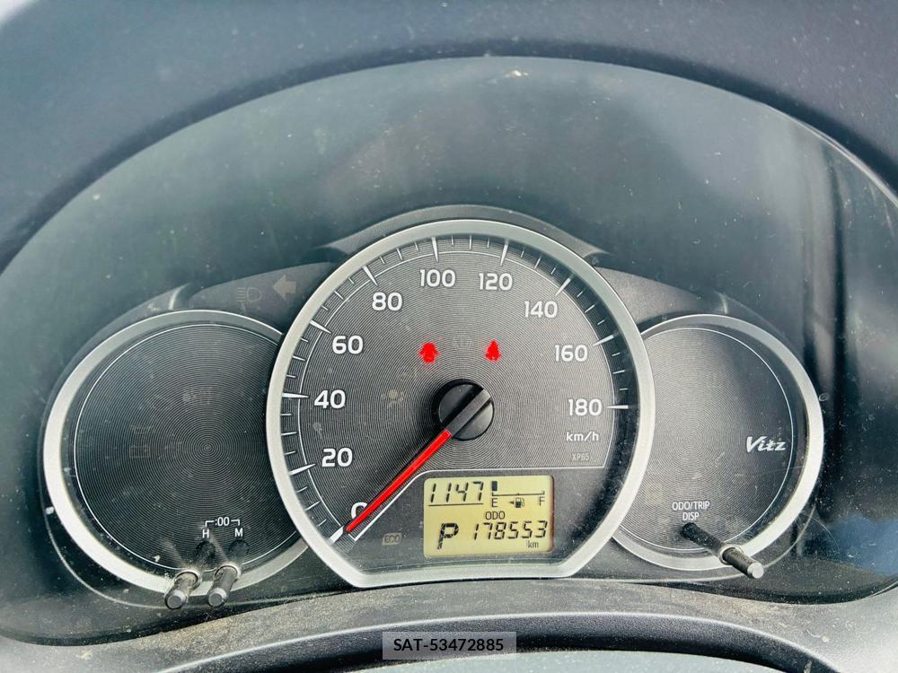 Toyota VITZ 2013-09 7632866-15