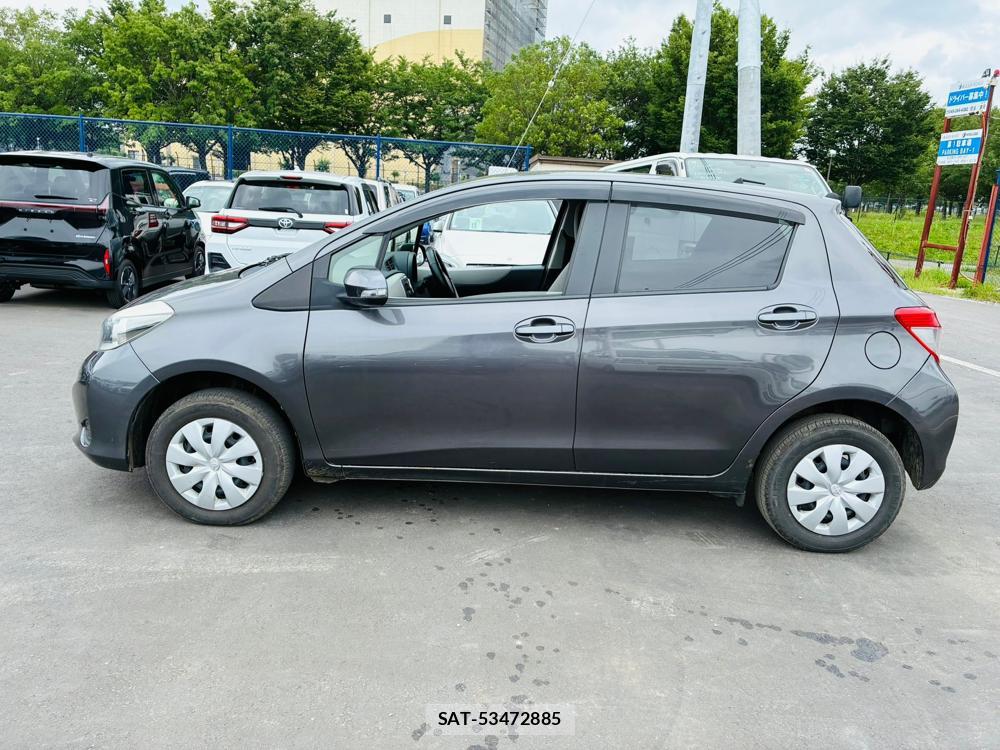 Toyota VITZ 2013-09 7632866-1