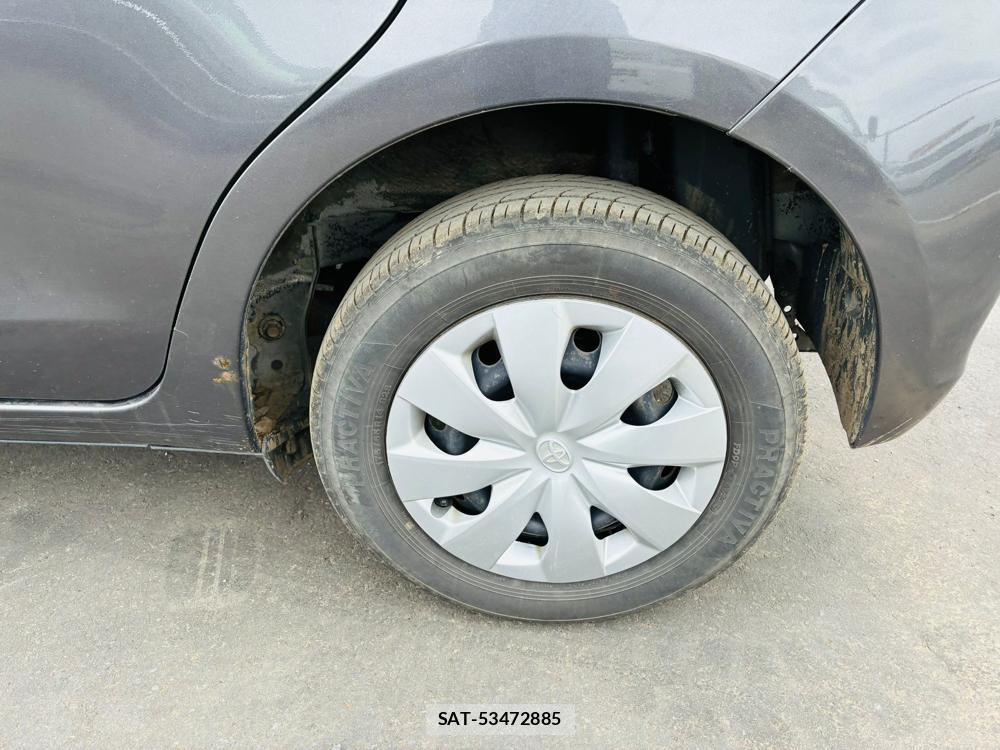 Toyota VITZ 2013-09 7632866-30