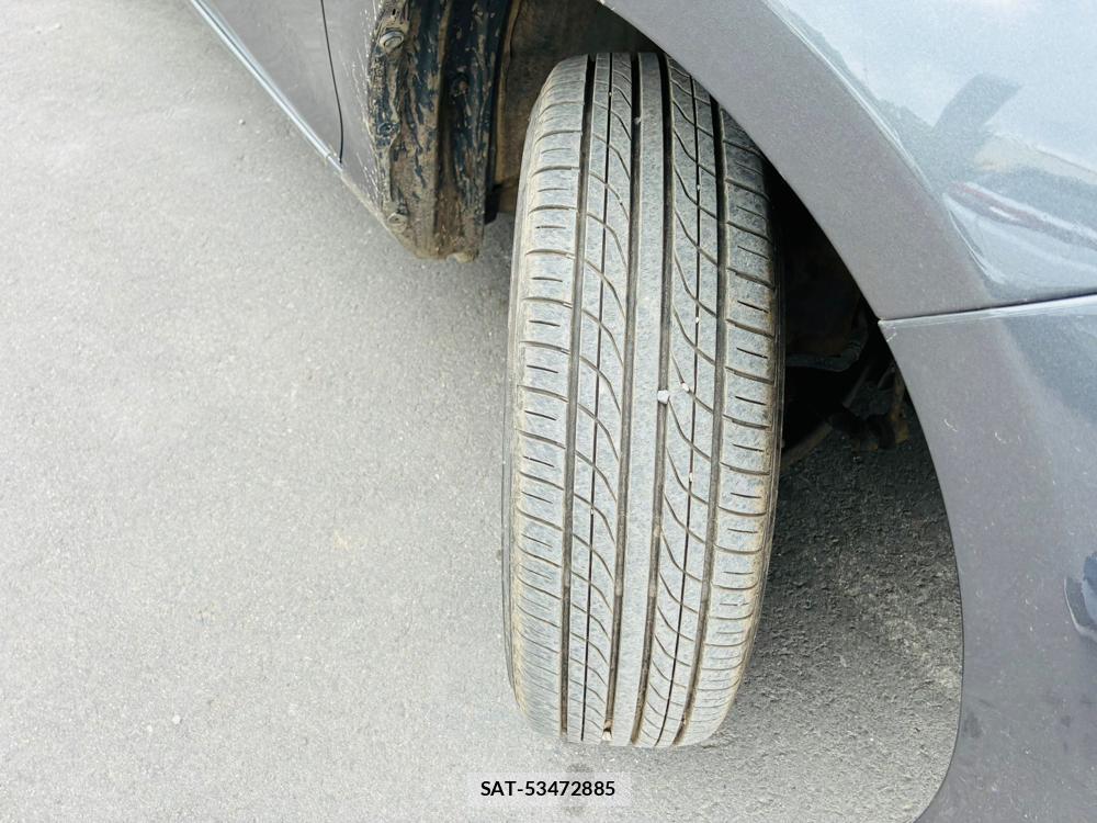 Toyota VITZ 2013-09 7632866-32